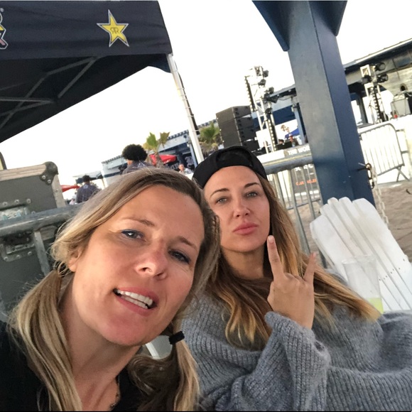 Meet your Posher, Allison - Picture 1 of 6